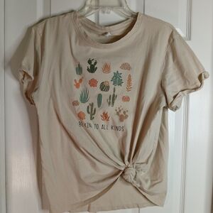 La Luna Be Kind to All Kinds Graphic Tee Sz XL